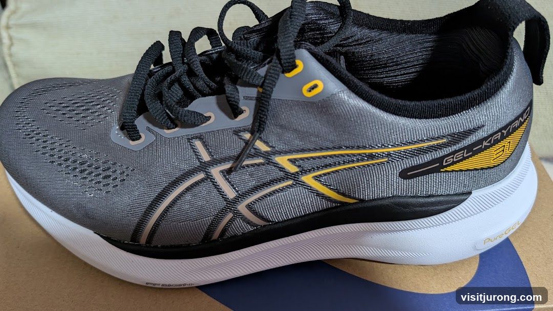 ASICS GEL-KAYANO 31 Running Shoe