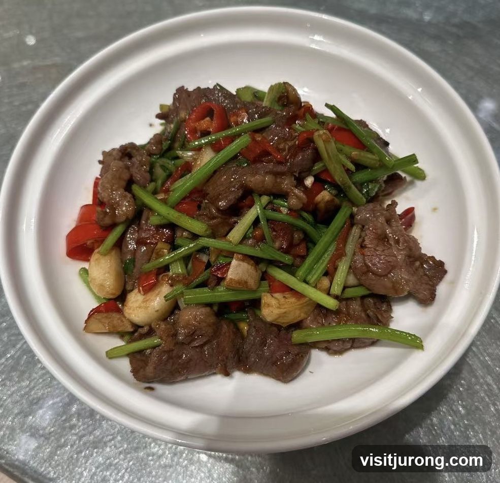 Stir-fried Beef with Celery and Chili