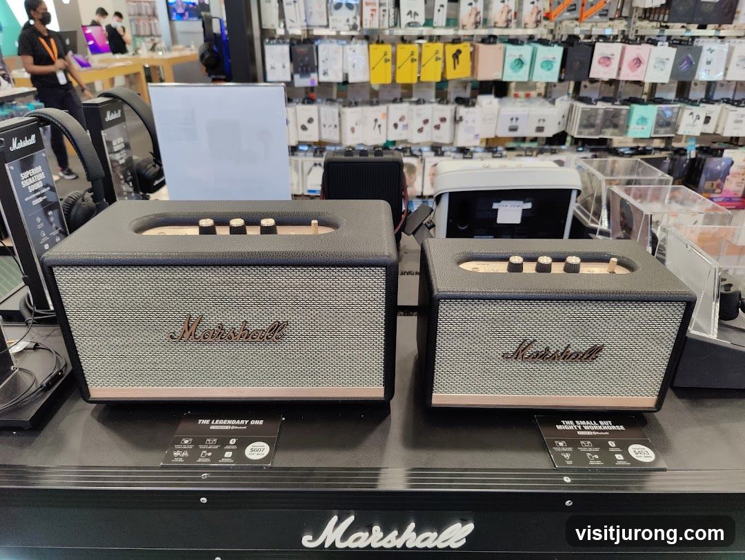 Marshall Speakers Display