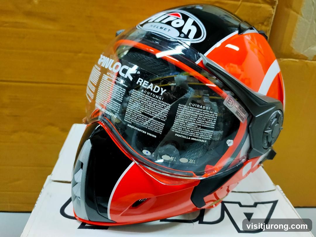 Arai Motorcycle Helmet