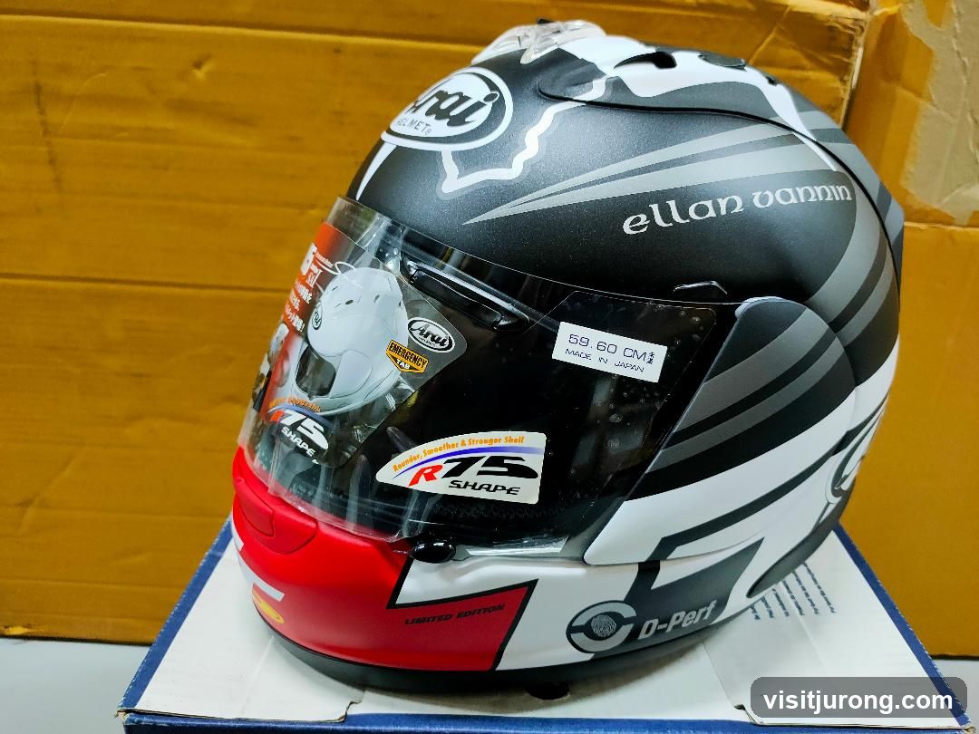 Arai Helmet