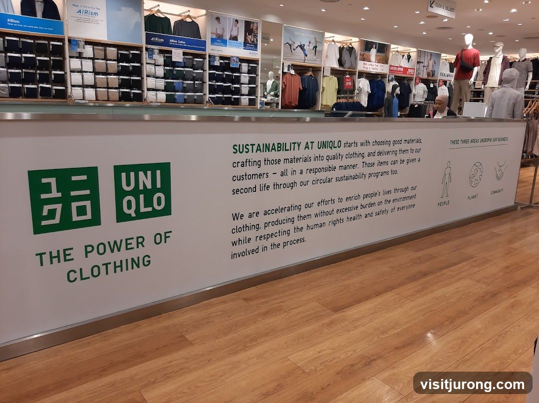 Uniqlo Sustainability Display
