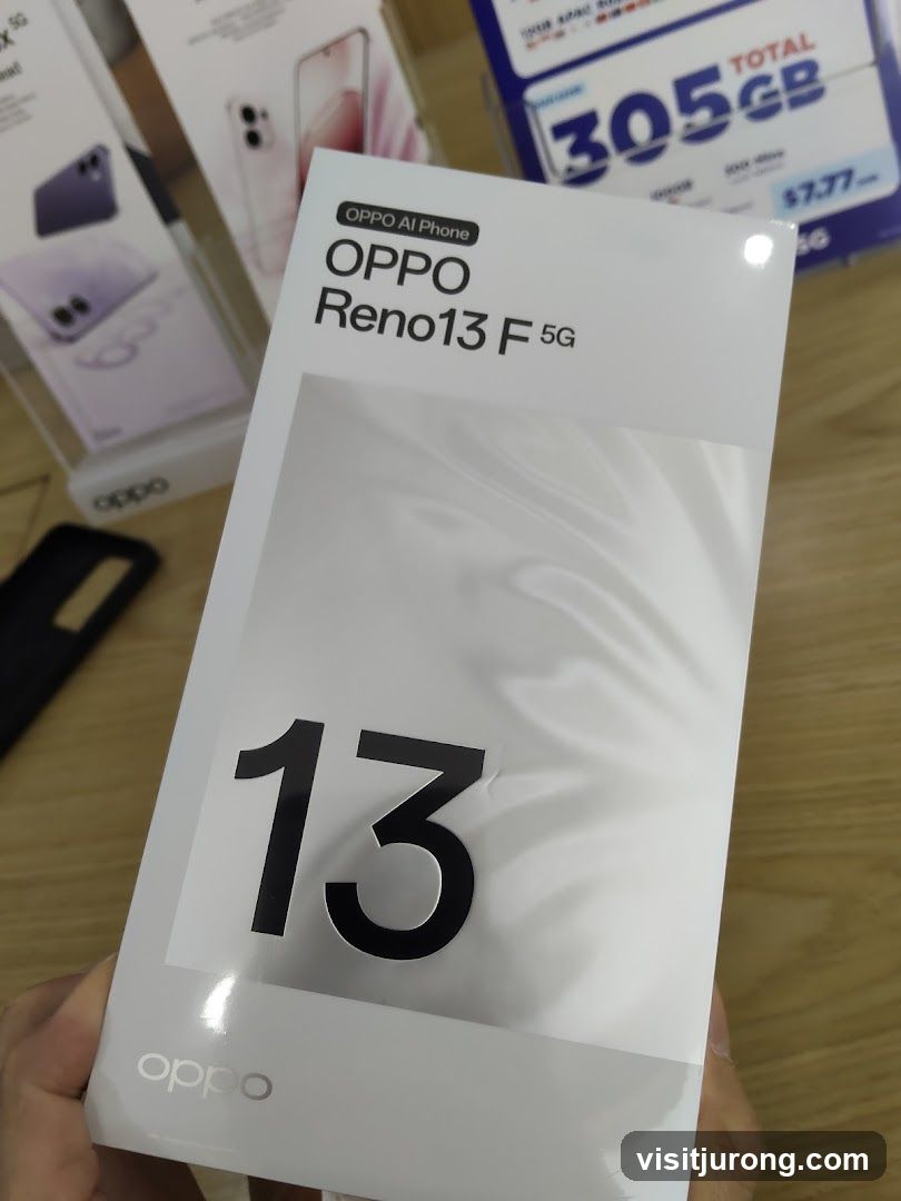 OPPO Reno13 F 5G Phone Box
