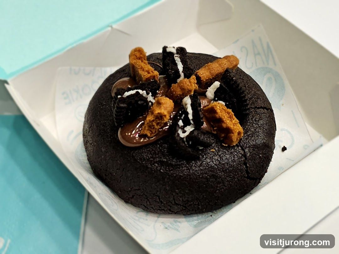 Chocolate cookie with toppings