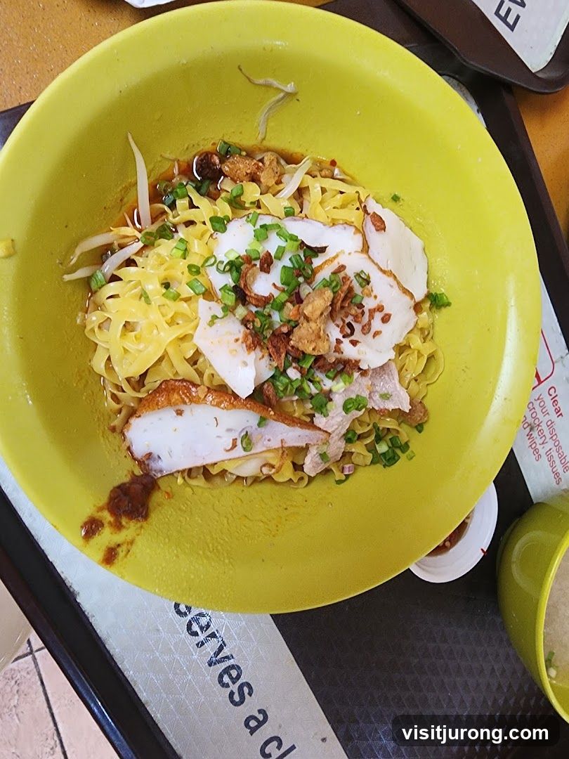 Noodles with Fish Cake and Pork