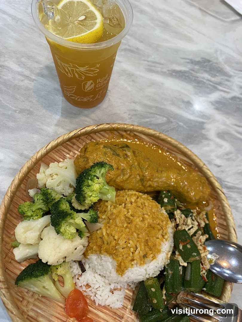 Curry Chicken Rice Plate with Drink