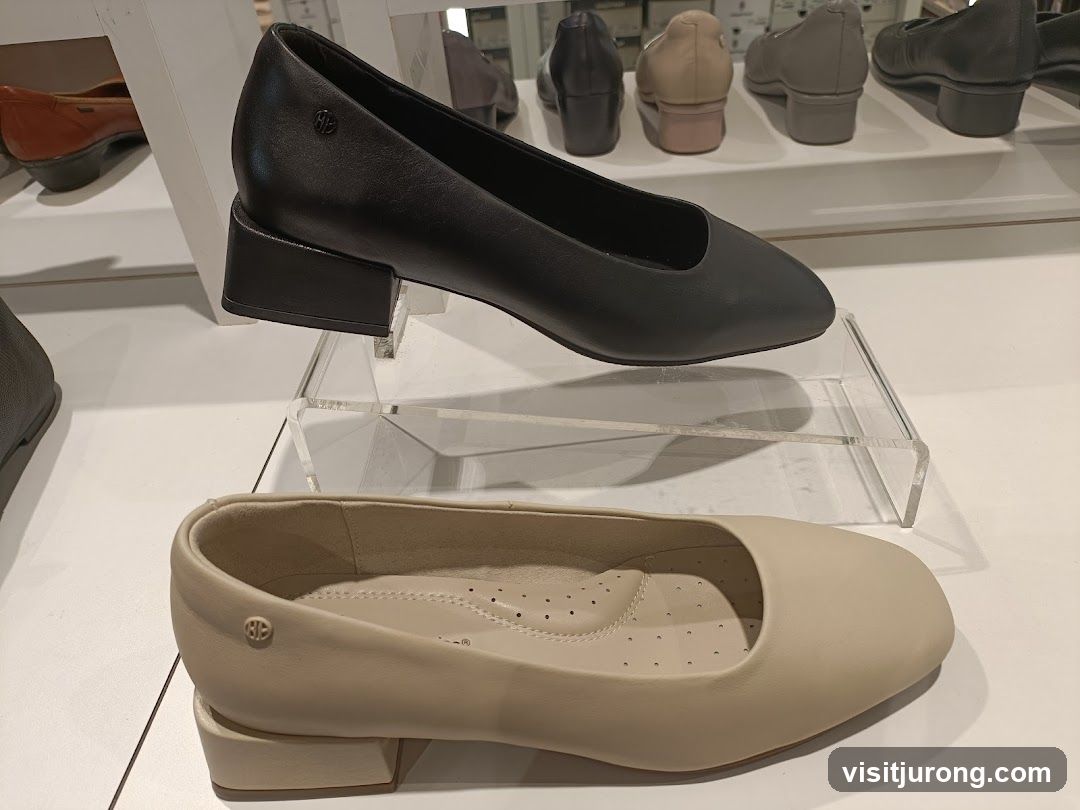 Women's Shoes Display