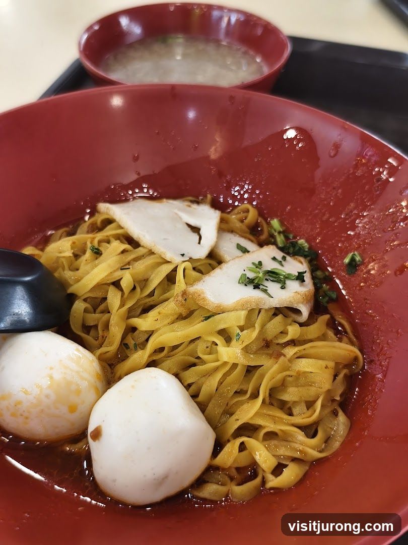 Noodles with Fish Balls and Slices