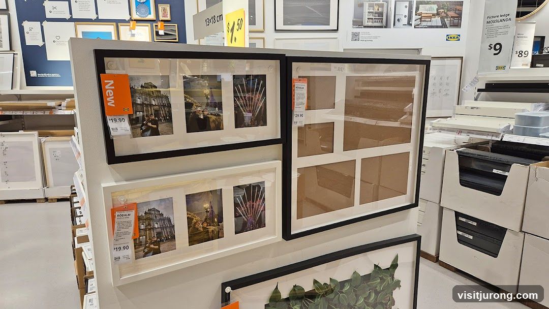 Picture Frames Display