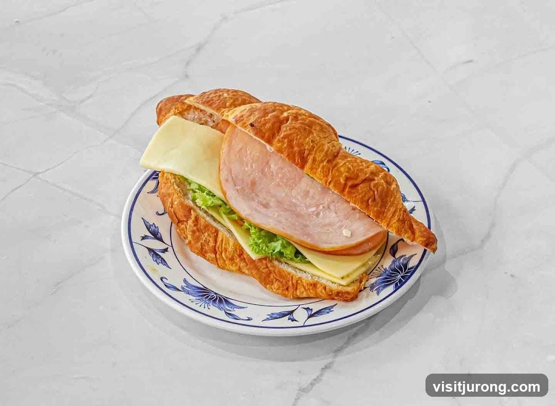Croissant Sandwich