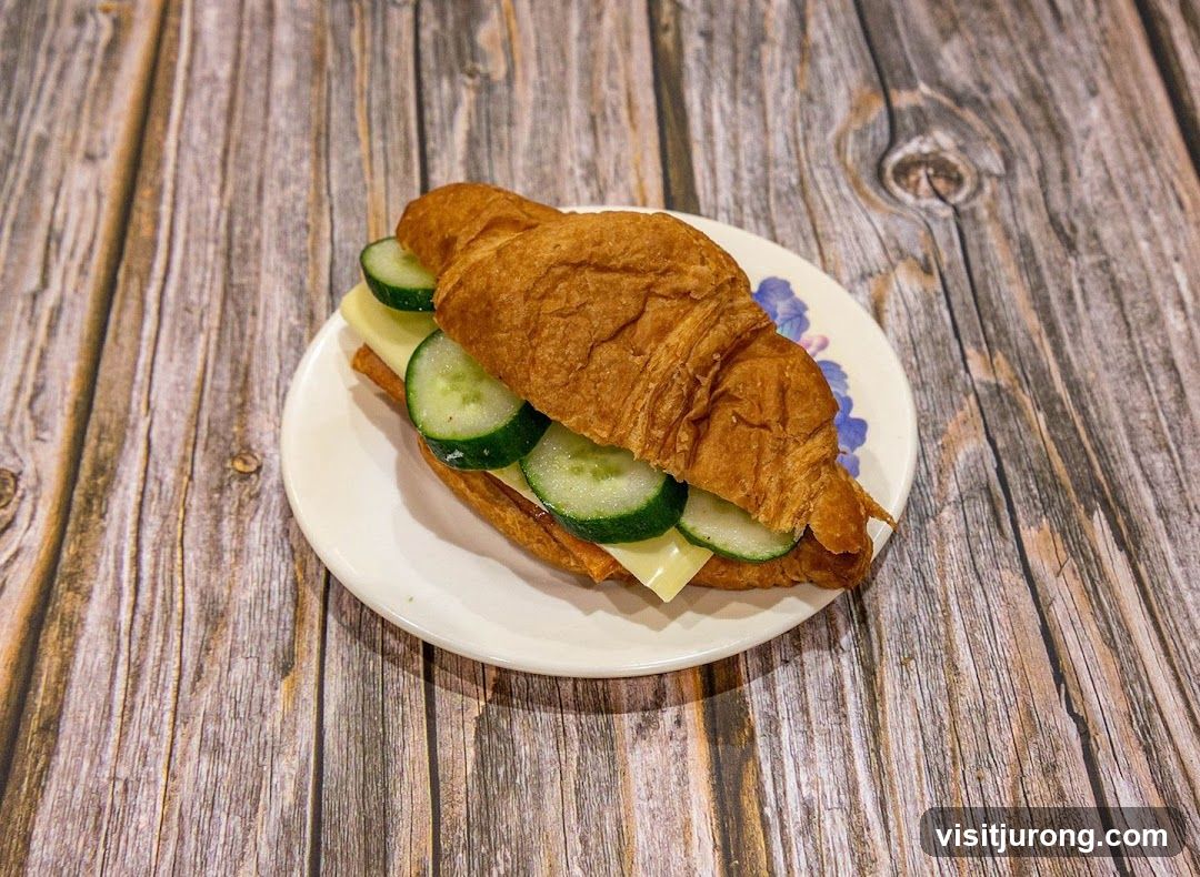 Croissant Sandwich