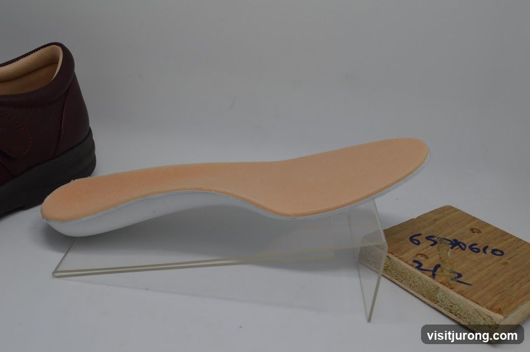 Orthotic Insole and Shoe