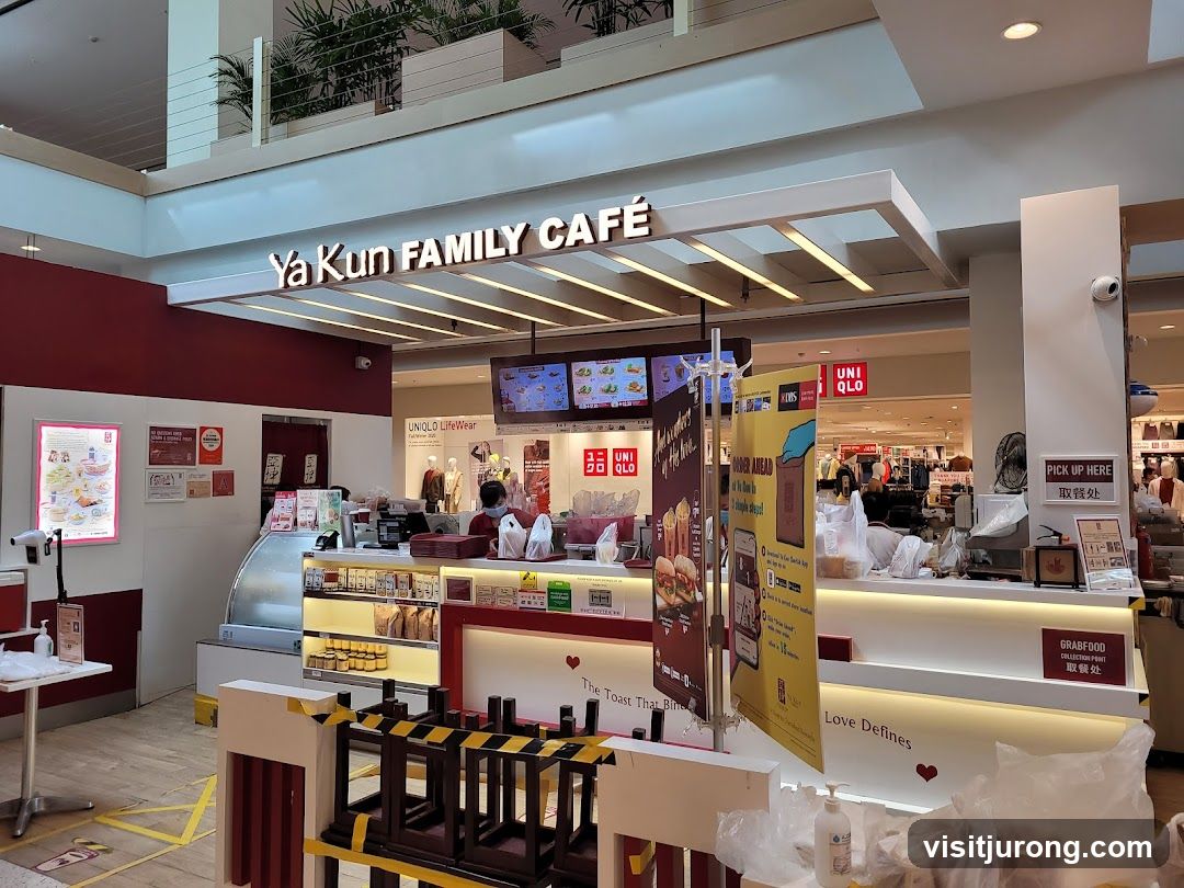Ya Kun Family Cafe (Jurong Point)