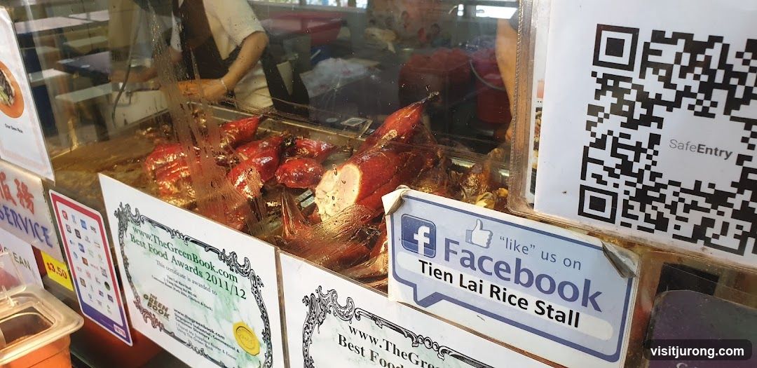 Tien Lai Rice Stall Display
