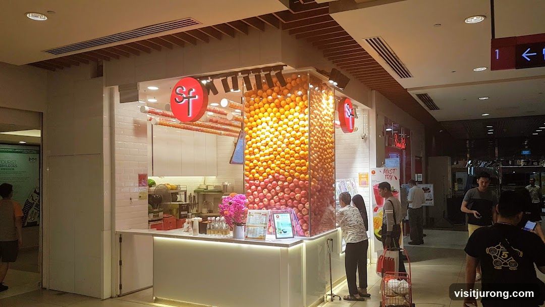 Juice Bar with Fruit Display