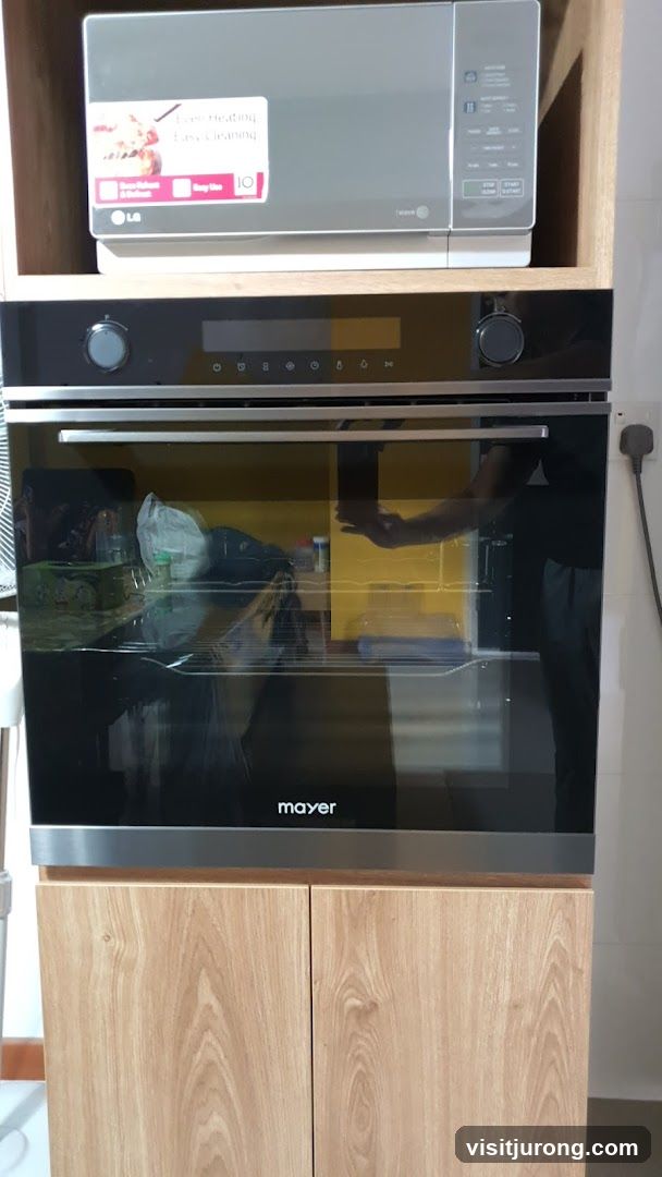 Built-in Oven and Microwave