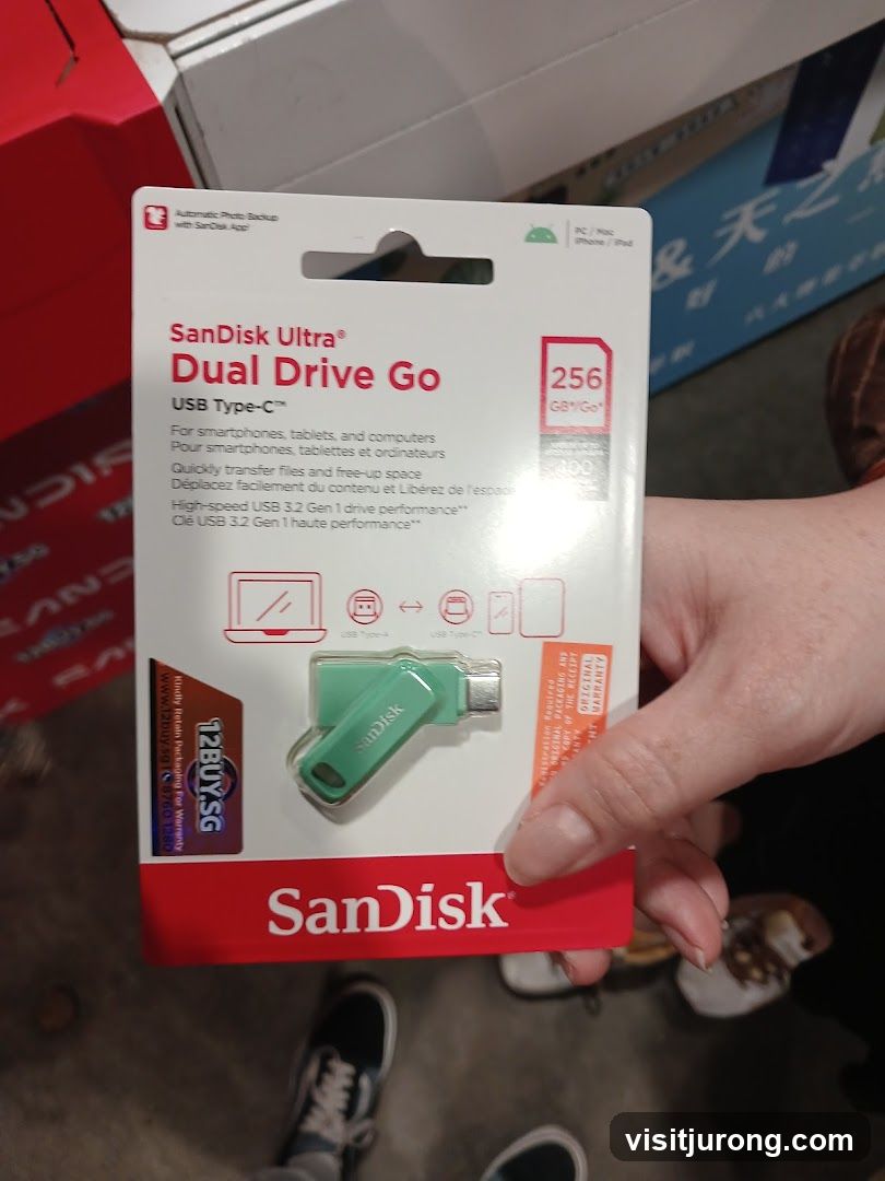 SanDisk Ultra Dual Drive Go Packaging