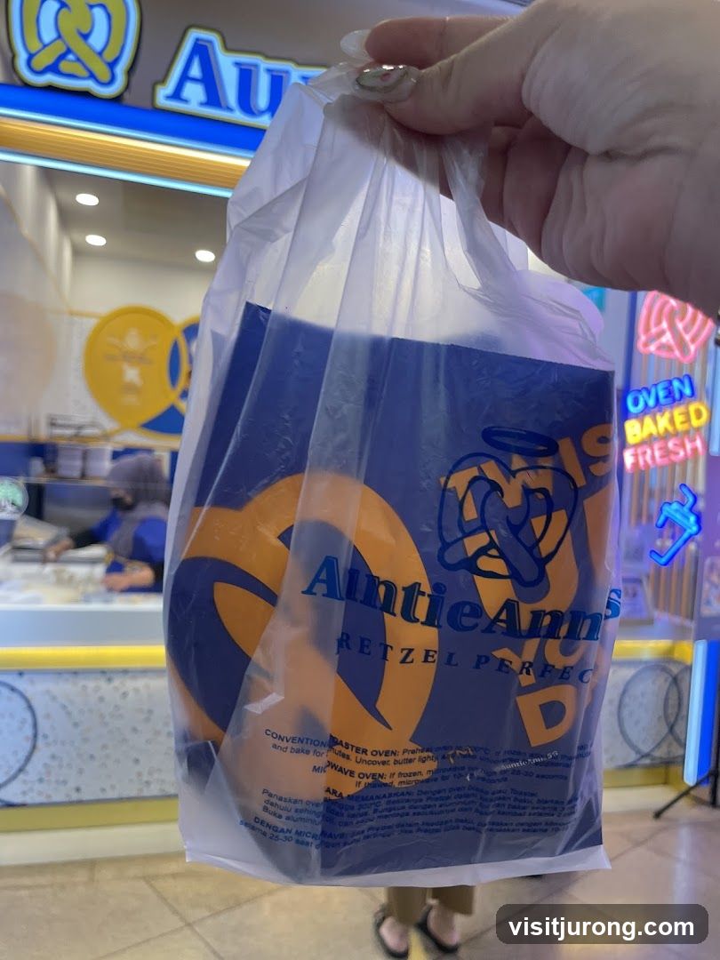 Auntie Anne's Bag
