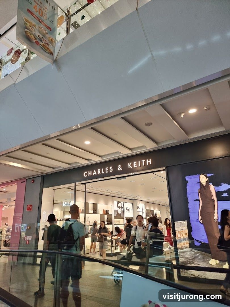 CHARLES & KEITH - Jem