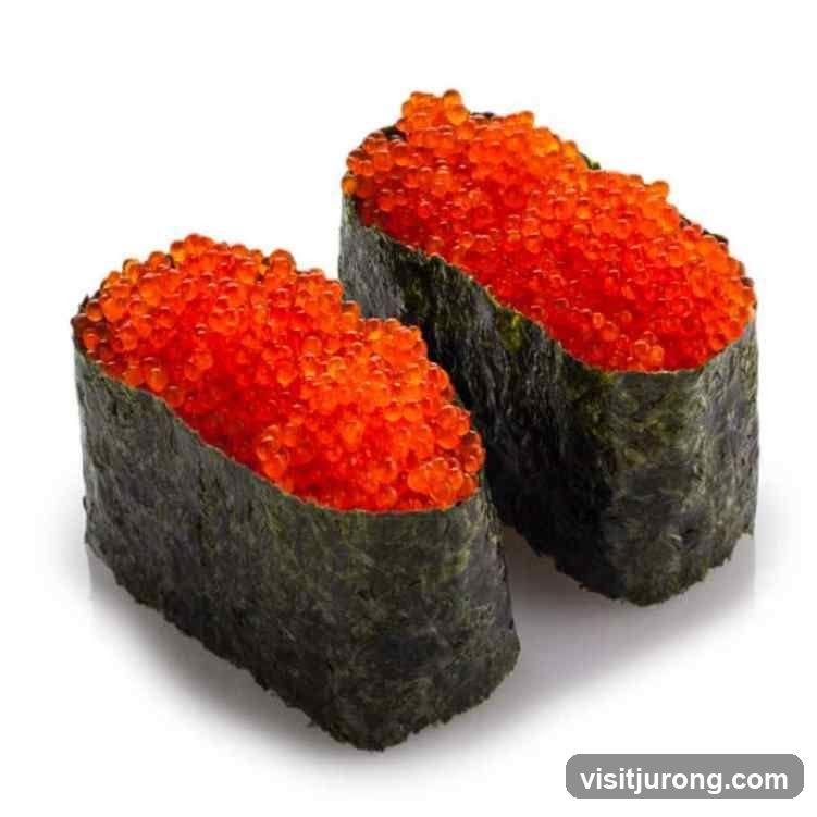 Tobiko Gunkan Maki Sushi
