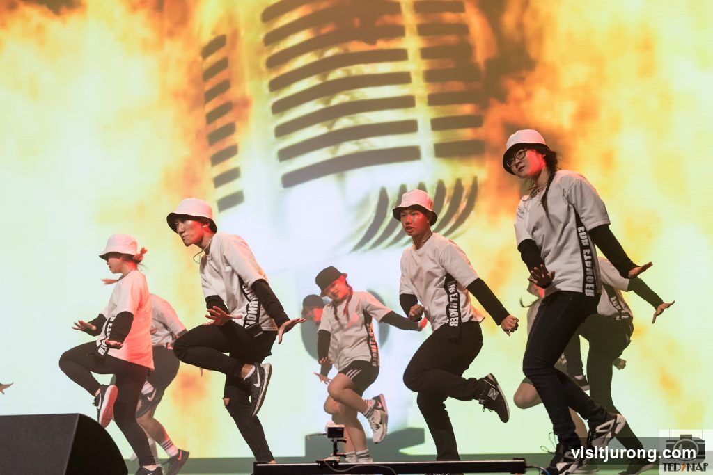 Dancers on Stage