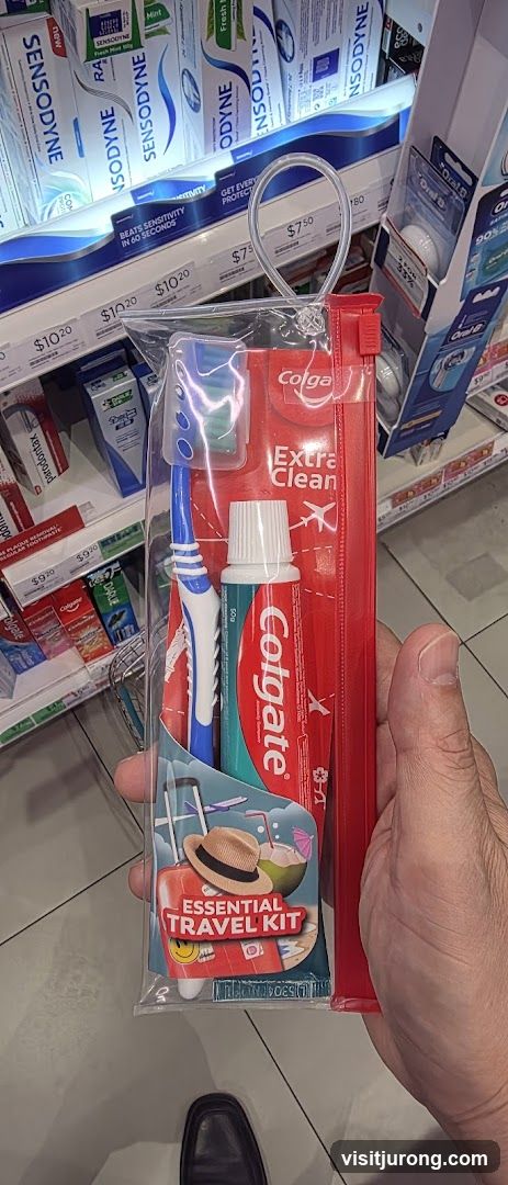 Colgate Essential Travel Kit