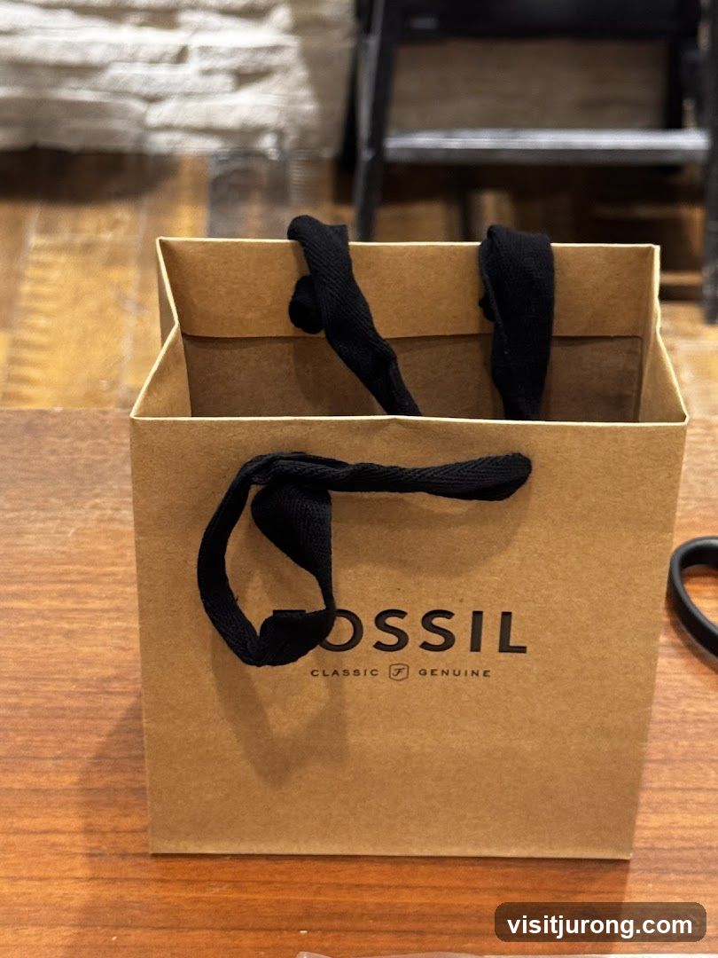 Fossil Shopping Bag
