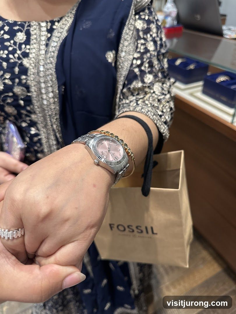 Fossil Shopping Bag