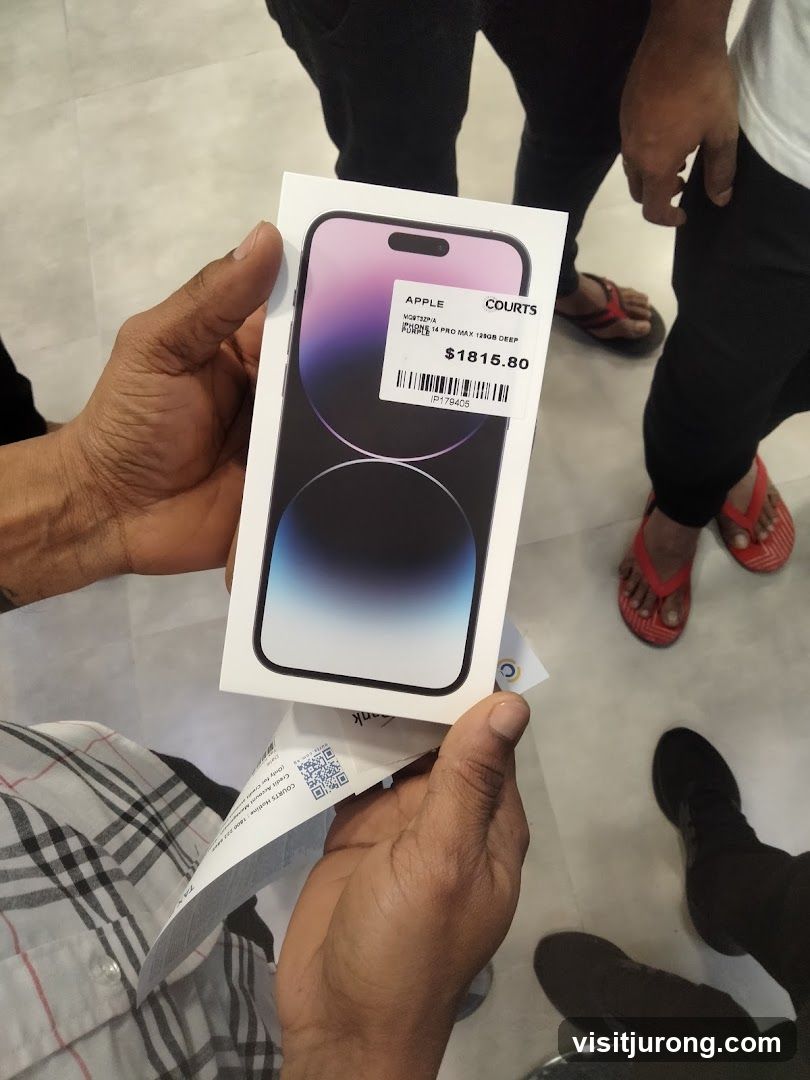iPhone 14 Pro Max Box