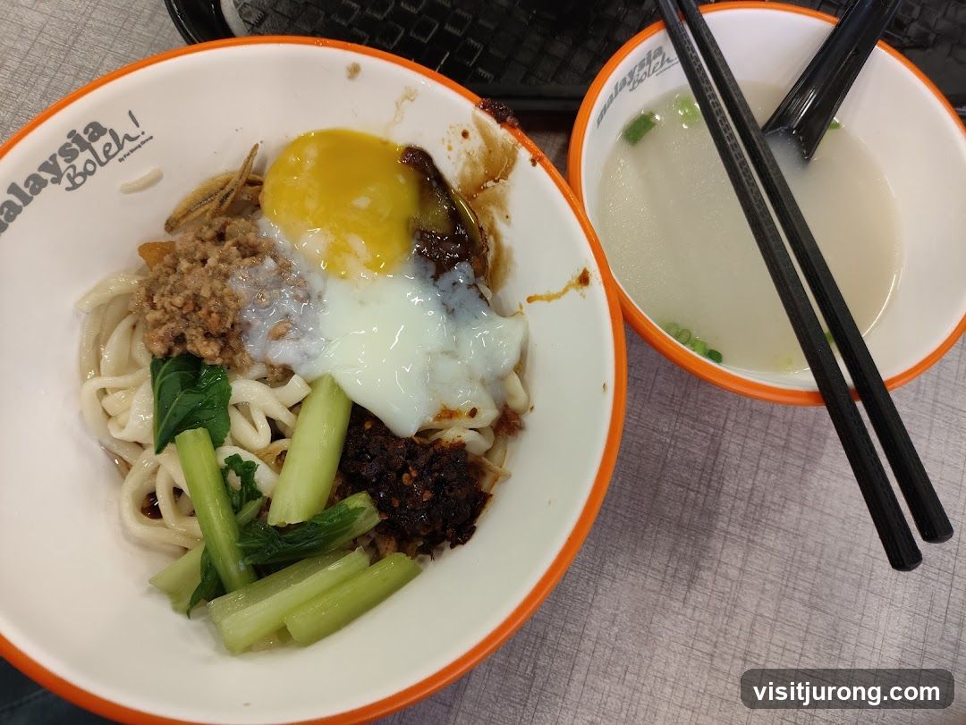 Noodles with Egg and Soup