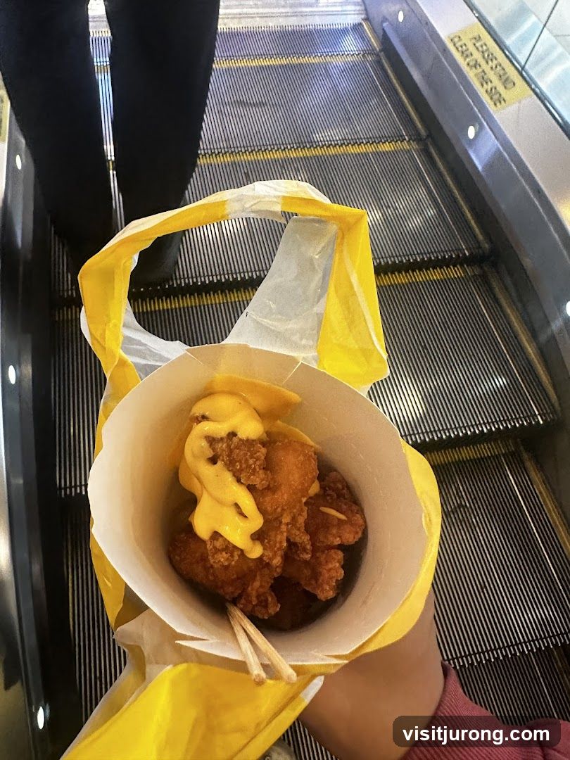 Fried Chicken with Cheese Sauce