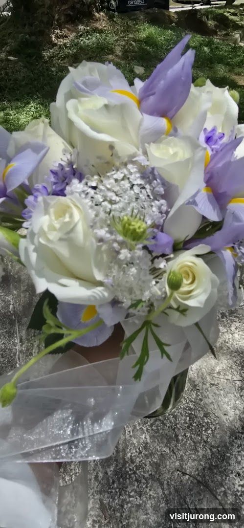 Simply Flowers