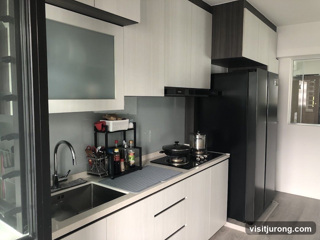 Modern Kitchenette