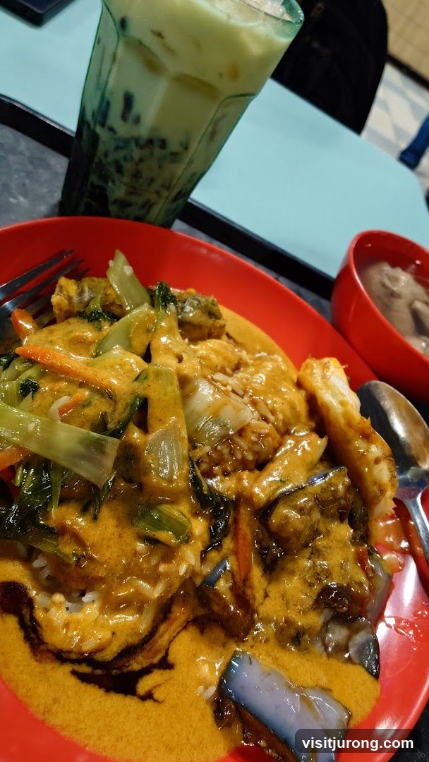 Curry Rice with Vegetables and Drink