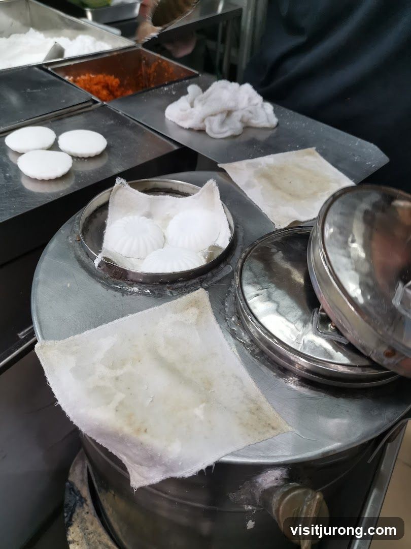 Steaming White Cakes