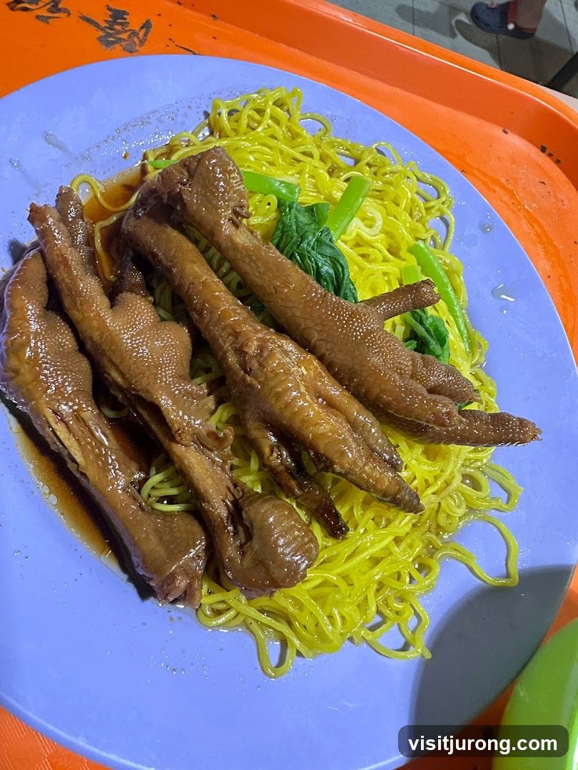 Braised Chicken Feet Noodles