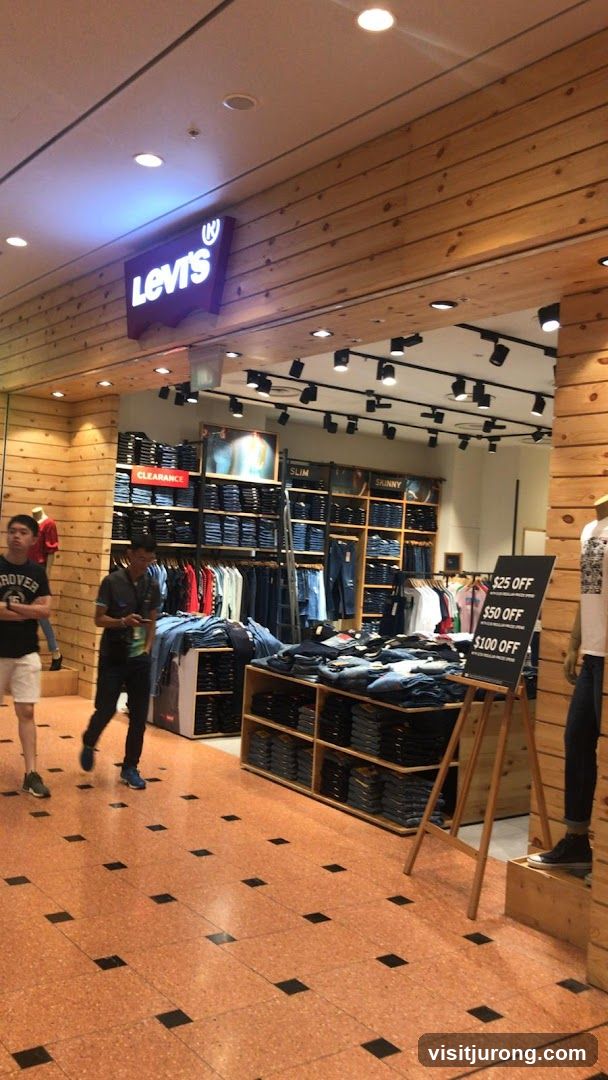 Levi's