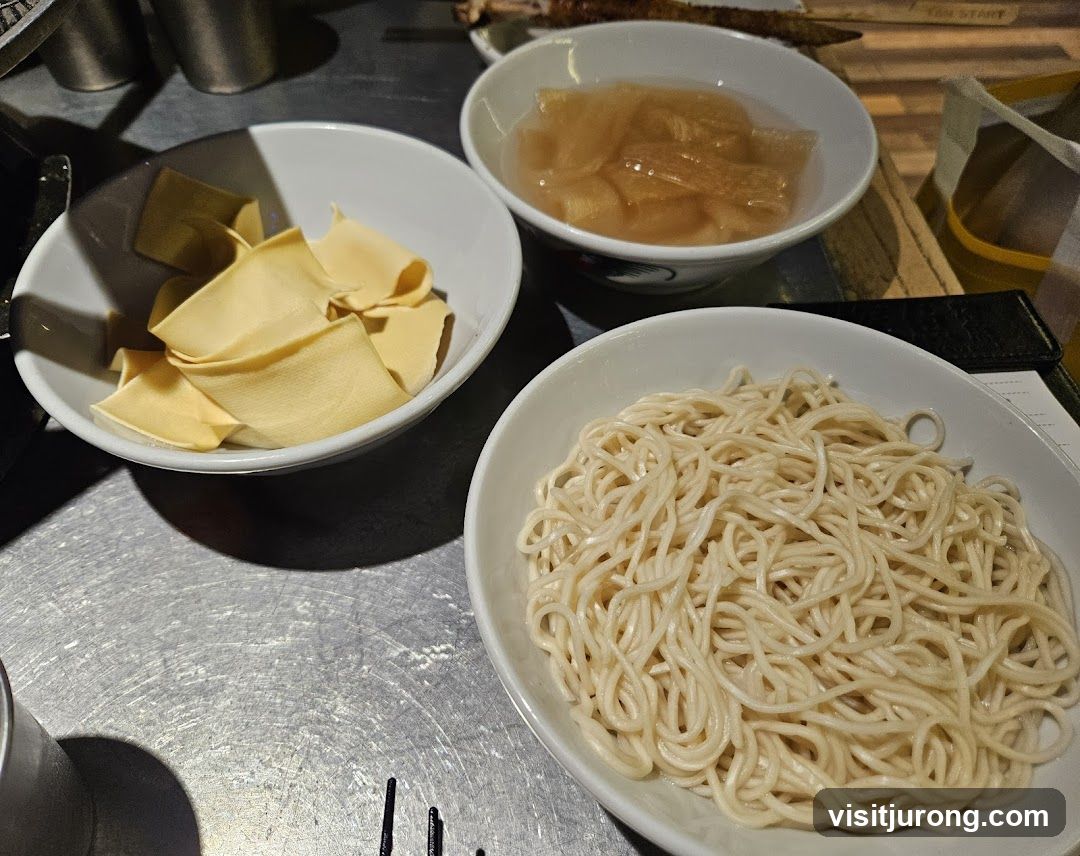 Noodles and Tofu Skin