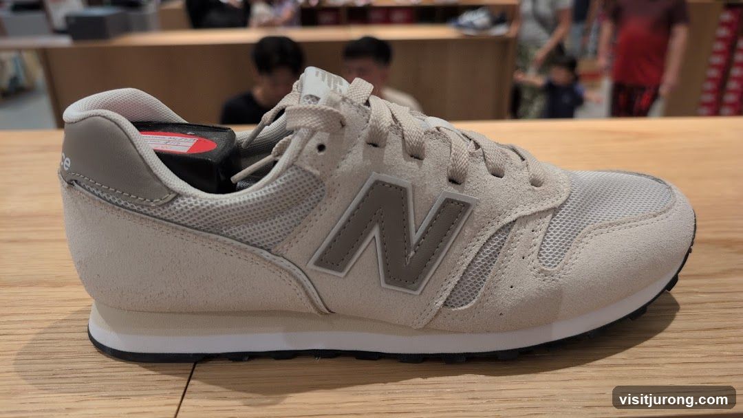 New Balance Sneaker