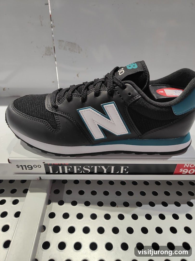 New Balance Sneaker