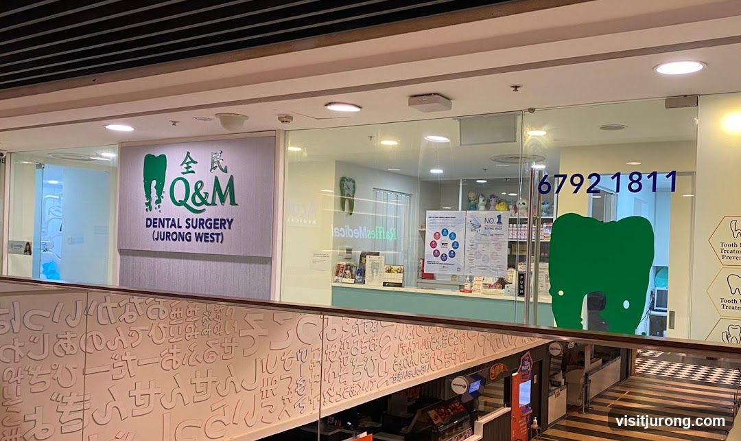 Q & M Dental Surgery (Jurong Point)