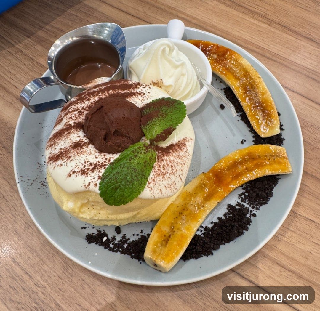 Soufflé Pancake with Caramelized Bananas