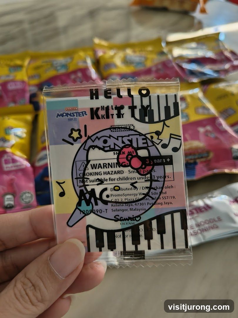 Hello Kitty Monster Snek Mi Packaging