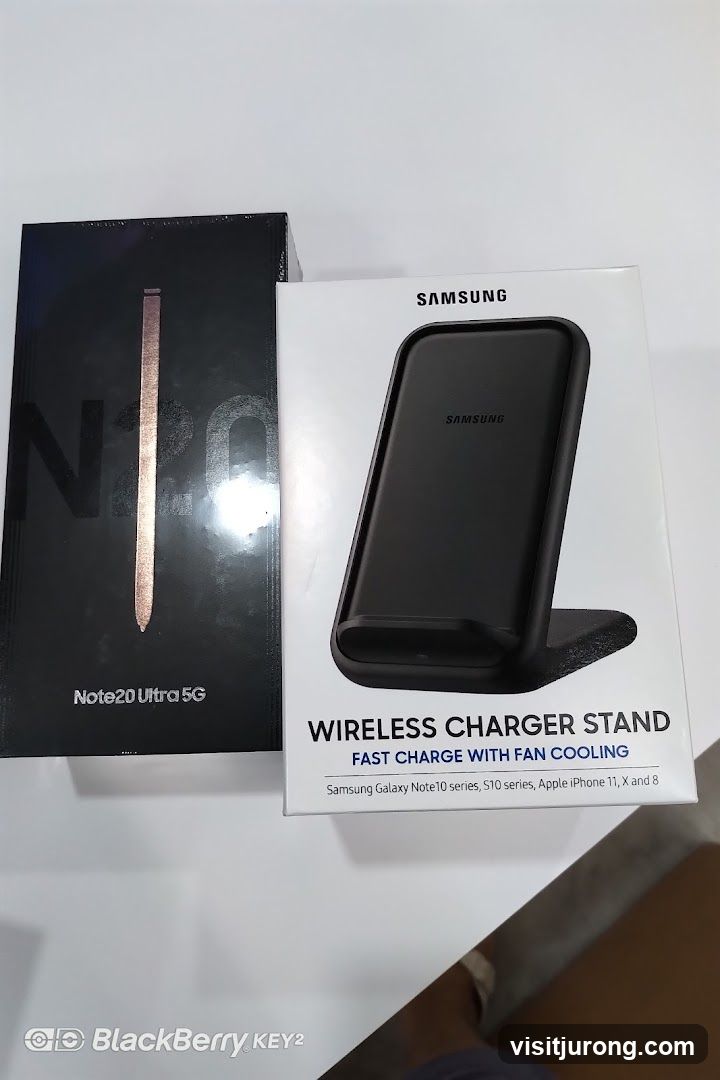 Samsung Wireless Charger Stand and Note20 Ultra 5G Box