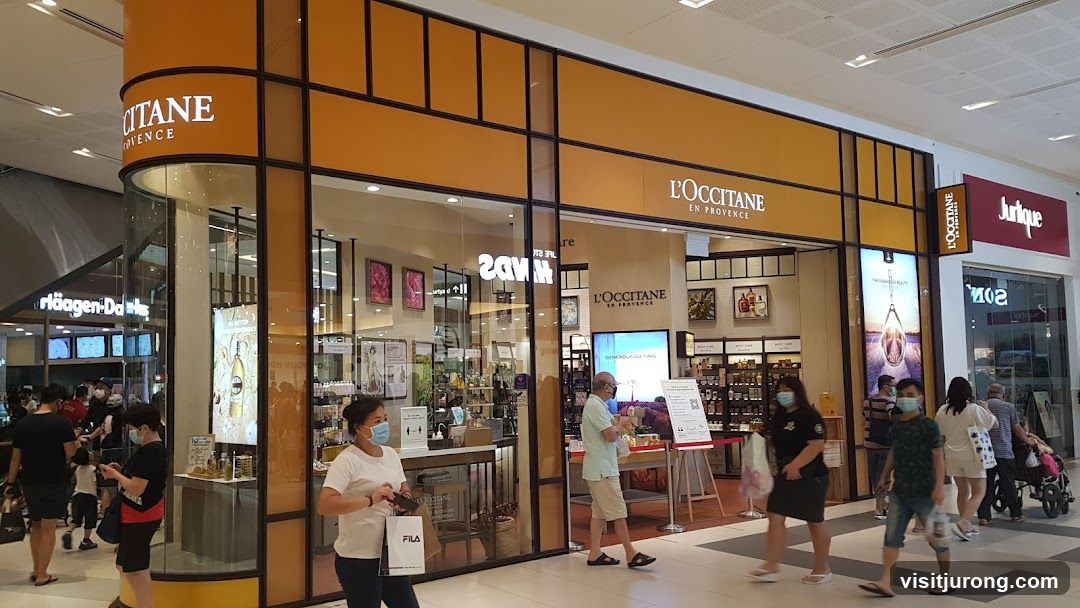 L'Occitane Storefront