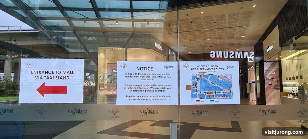 Mall Entrance Notice