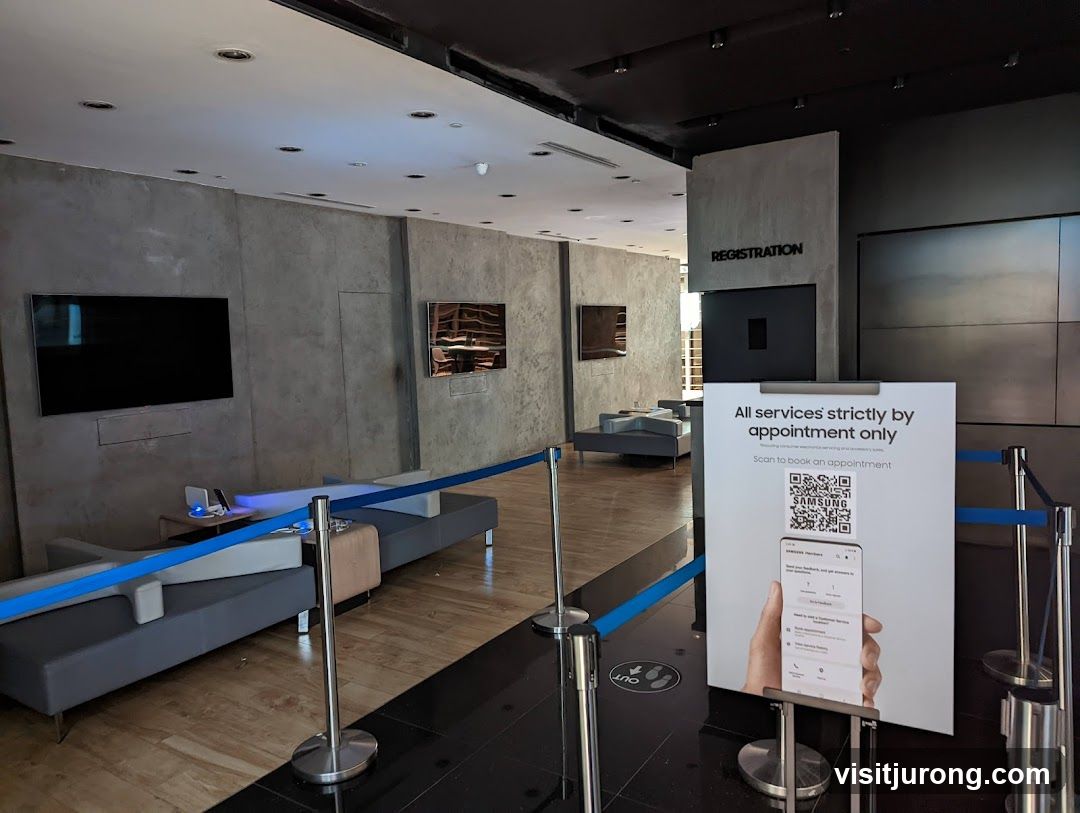 Samsung Store Interior