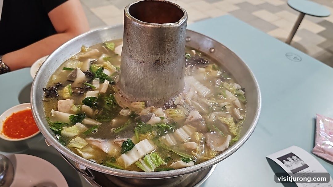 Nam Wah Heng Fish Head Steamboat 南華興傳統魚頭爐 - Jurong West