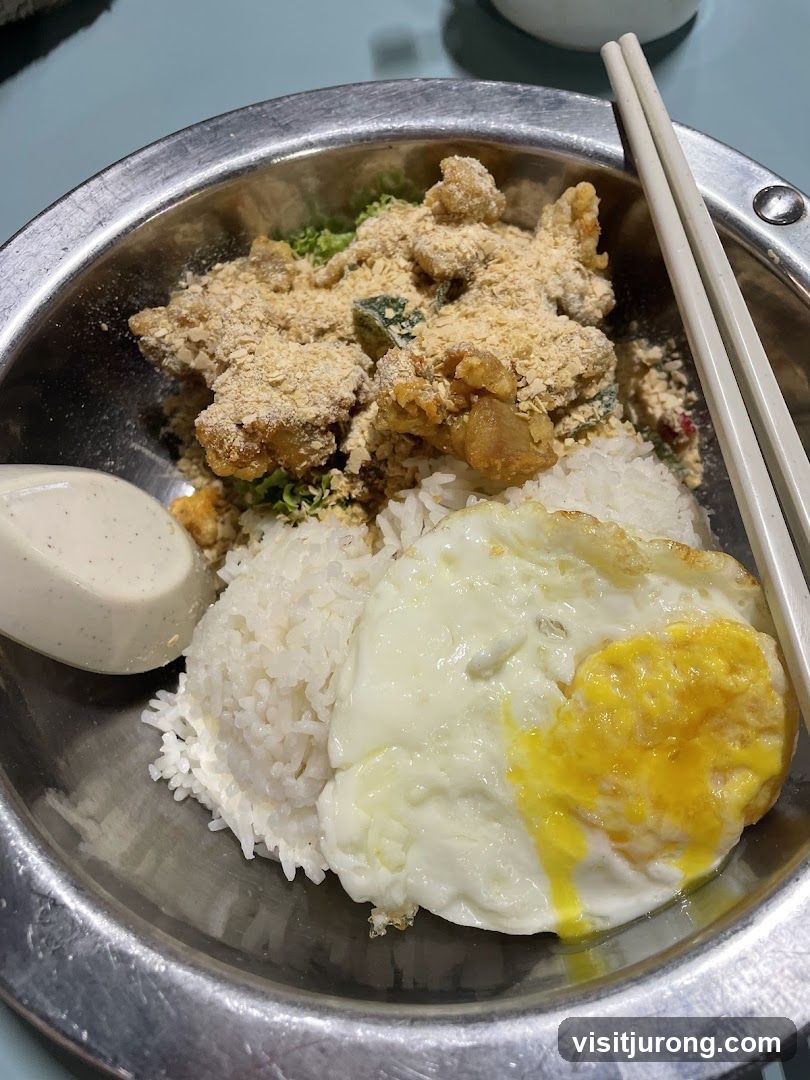 Fried Chicken Rice with Fried Egg