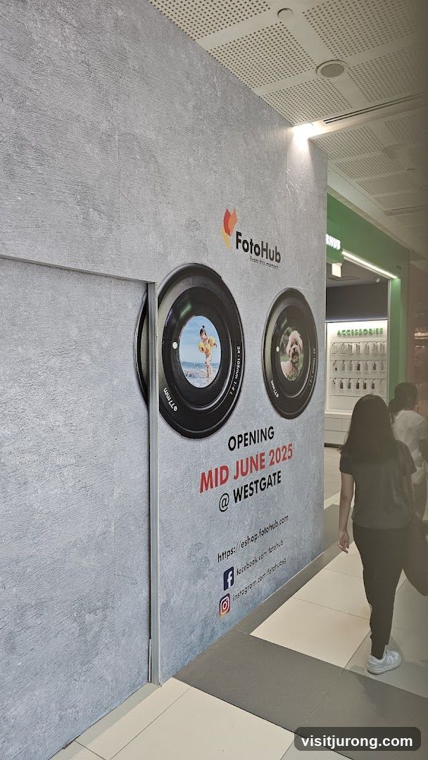 FotoHub Opening Advertisement